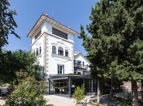 Rusticae Box Art Hotel - La Torre in Collado Mediano