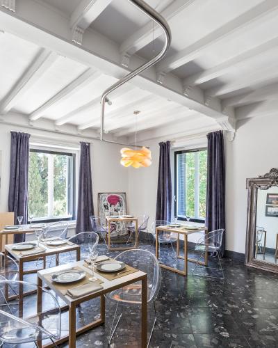 Rusticae Box Art Hotel - La Torre in Collado Mediano