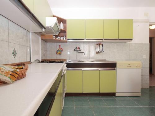 Apartment 1686 - main image