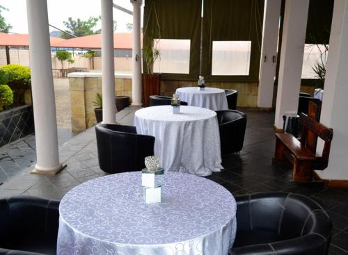 . Crown Hotel