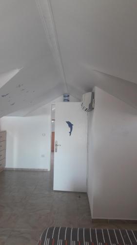 Rota Hotel - image 4