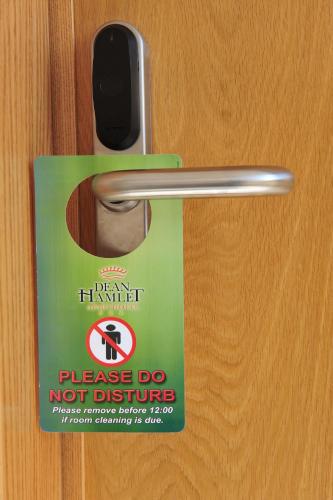 Dean Hamlet Hotel - image 6