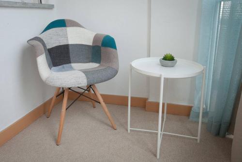  Cozy apartment by the sea and near Lisbon in Parede