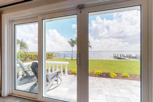 Royale View - image 2