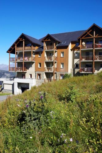 Résidence Néméa Le Hameau de Balestas - Hôtel - Germ