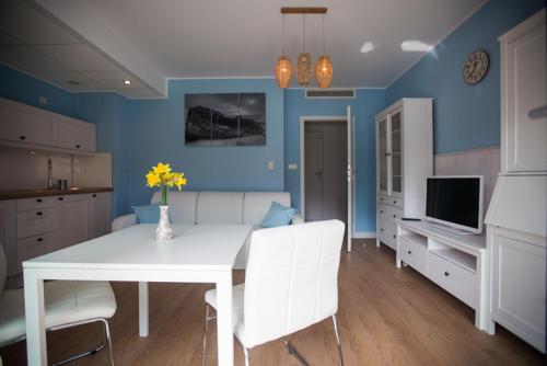 廚房, Luksusowe apartamenty Promenada Gwiazd 28 in 緬濟茲德羅耶