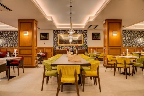 ห้องอาหาร, กรันเด อัลแบร์โก โรมา (Grande Albergo Roma) in ปิอาเชนซา