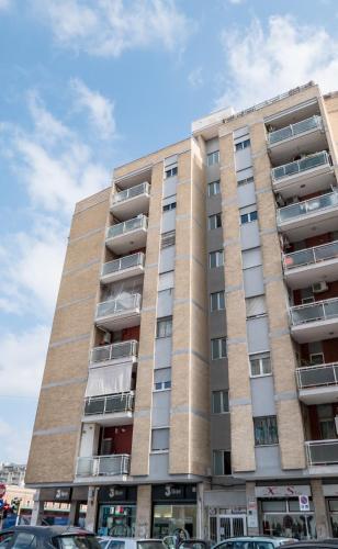 Exterior view, Interno2 Bari Centrale in Bari