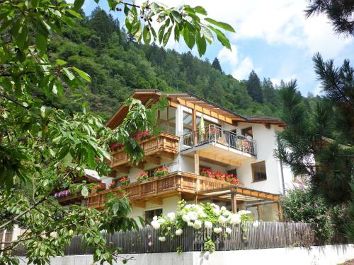 Apartment Fernerblick Neustift im Stubaital