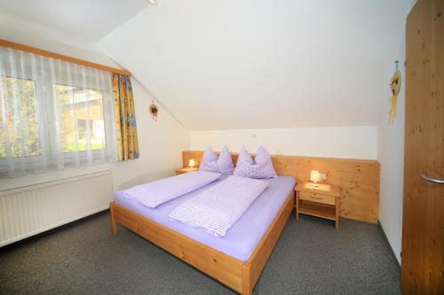 Comfort Two-Bedroom Apartment with Balcony