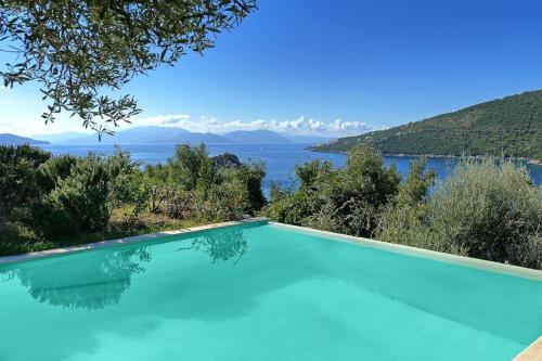  Syvota Villa Sleeps 6 Pool Air Con WiFi in Syvota