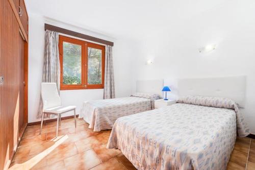 Cala San Vicente Villa Sleeps 12 Pool Air Con WiFi gîte à louer Cala San Vicente