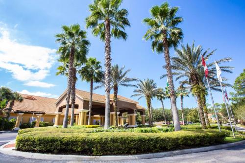 Four Bedroom w/ Pool Close to Disney 8570 - main image