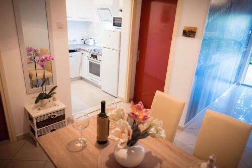  Ivano Apartments in Grebaštica