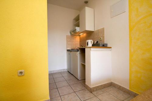 Apartments Duki - image 4