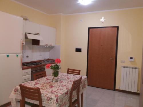 virtuve, Casa Vacanze "Ai piedi di Assisi" in Bastia Umbra