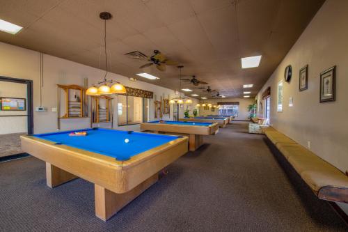 Buttonwood Bay RV Resort - image 7