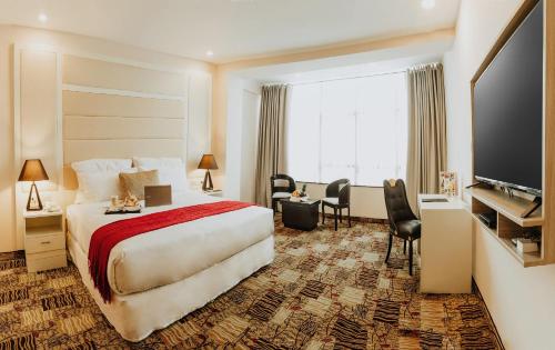 room detail thumbnail 1
