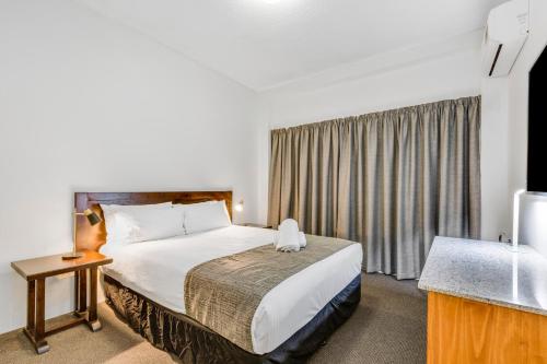 Rockhampton Riverside Central Hotel Official