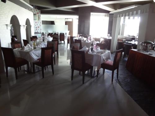 Restaurant, Satkar Residency in Thane