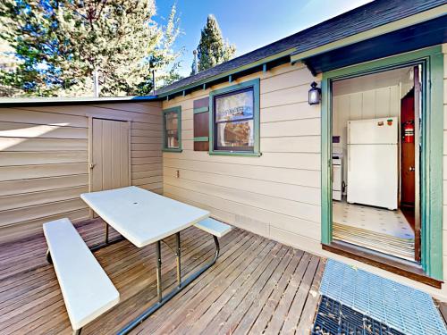 4025 Azure Avenue Home - image 5