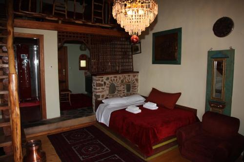Iaspis Guesthouse - image 9