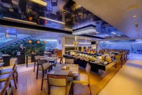 Restaurant, The Pride Bangalore in Bangalore