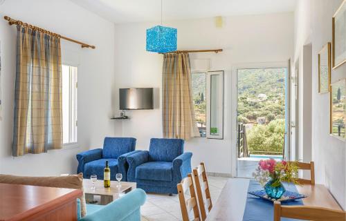 Mouzakis Villas in Agios Paraskevi