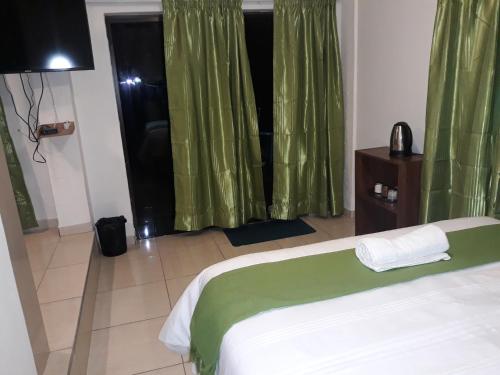 Thula Du Estate - one bed apartment - image 4