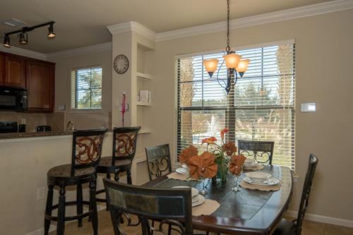 BP914CP Bella Piazza - Three Bedroom Condo - image 3