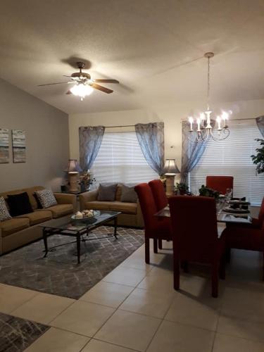 HL116N Hampton Lakes - Four Bedroom Home - image 6