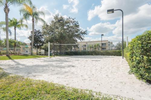 WP2300SI Windsor Palm - Three Bedroom Condo - image 4