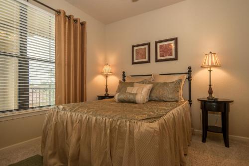 BP432CP Bella Piazza - Two Bedroom Condo - image 2