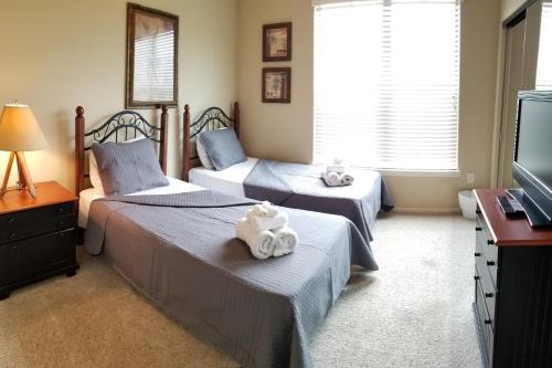 BP521CP Bella Piazza - Three Bedroom Condo - image 7