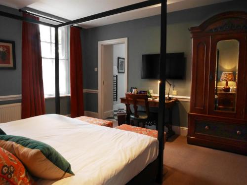 The Fleece - image 12