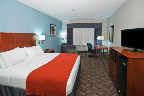 Holiday Inn Express Hotel and Suites Lake Charles, an IHG Hotel