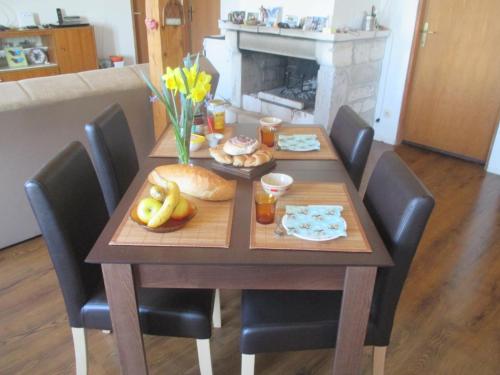 อาหารและเครื่องดื่ม, B&B Curica Doma in โปลเยตอนล่าง