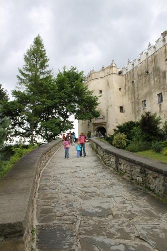 Bacówka w sercu gór - dom z bali w Gorcach Bacówka w sercu gór - dom z bali w Gorcach