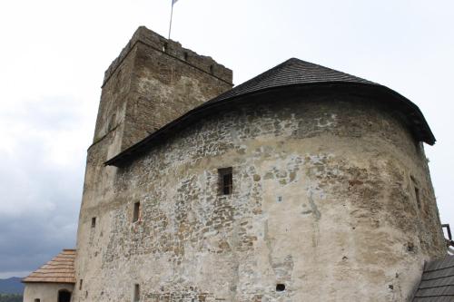 Bacówka w sercu gór - dom z bali w Gorcach Bacówka w sercu gór - dom z bali w Gorcach