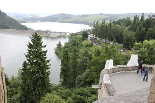 Bacówka w sercu gór - dom z bali w Gorcach Bacówka w sercu gór - dom z bali w Gorcach