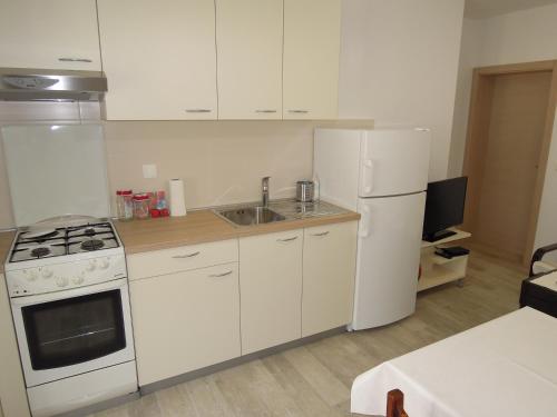Apartments Simicev - image 13