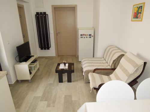 Apartments Simicev - image 11