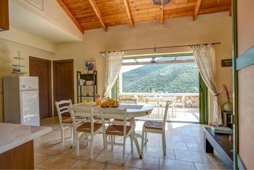  Syvota Villa Sleeps 6 Pool Air Con WiFi in Syvota