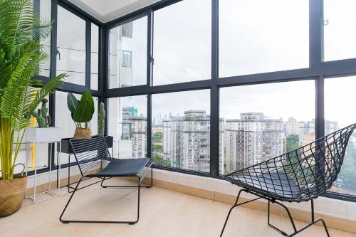 . Haikou Longhua·Century Bridge· Locals Apartment 00167170