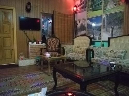 H.A.H Lodges, Murree (photo 10)