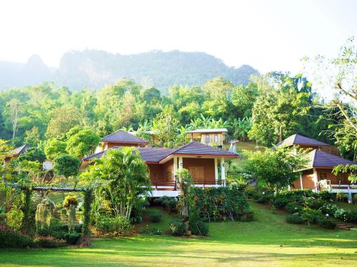 Saen Kam Resort