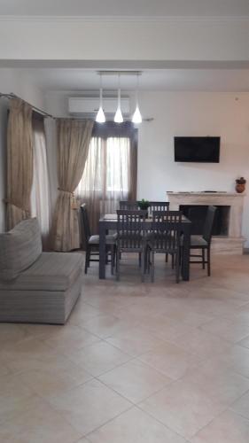 Agnanti Villas - image 7