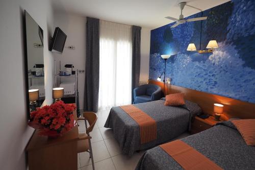 Hotel Montserrat - image 10