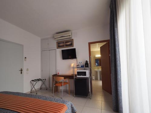 Hotel Montserrat - image 11