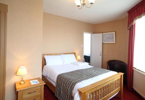 Pier Hotel - image 3